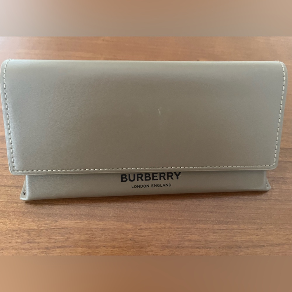 Burberry Glasses Case